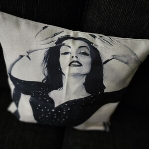 Vampira Maila Nurmi Pillow Case